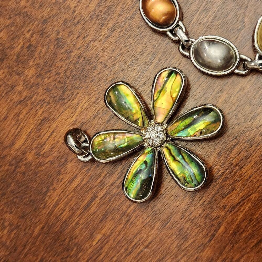 MONET, Lia Sophia, LC Lauren Conrad bracelet‎ and pendant lot - Picture 6 of 9